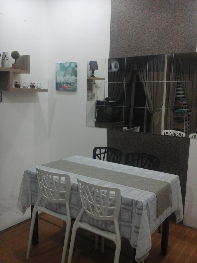 Miker Homestay Сери Искандар Екстериор снимка